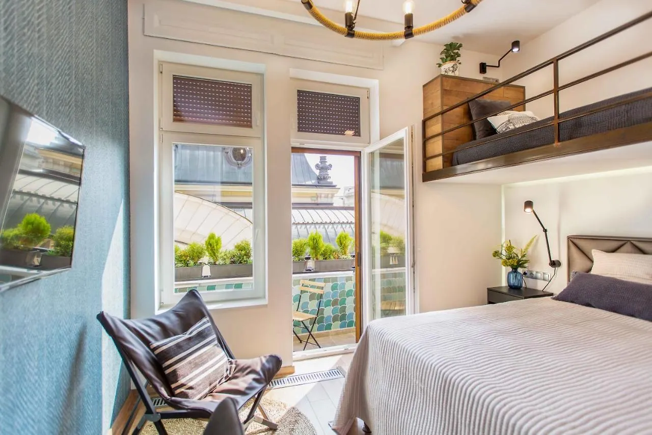 Premium Rooms By Hi5 - Style At The Comedy Theater Budapest
